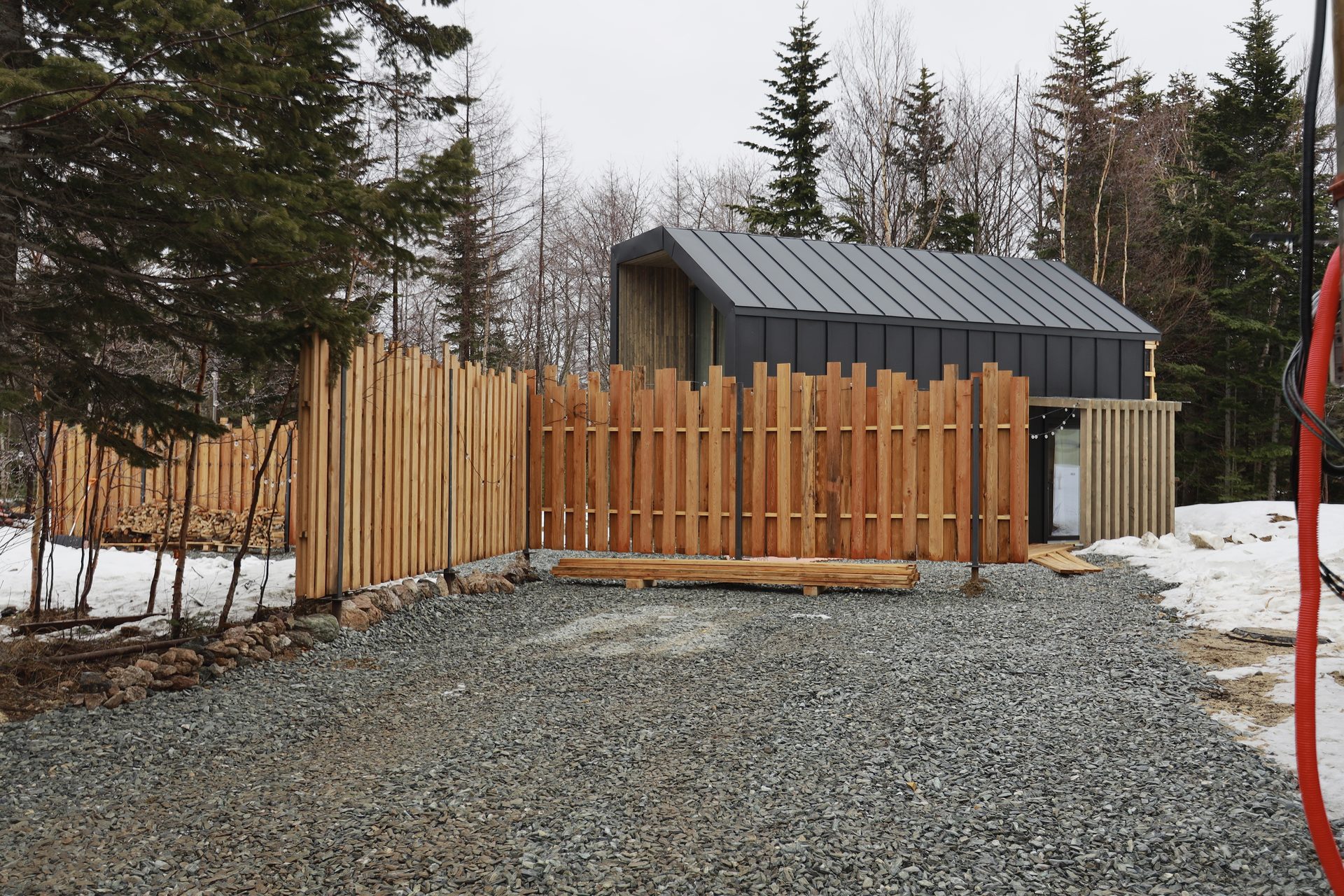 Коттедж RusKo — загородный отдых в гостевом доме Южно-Сахалинск