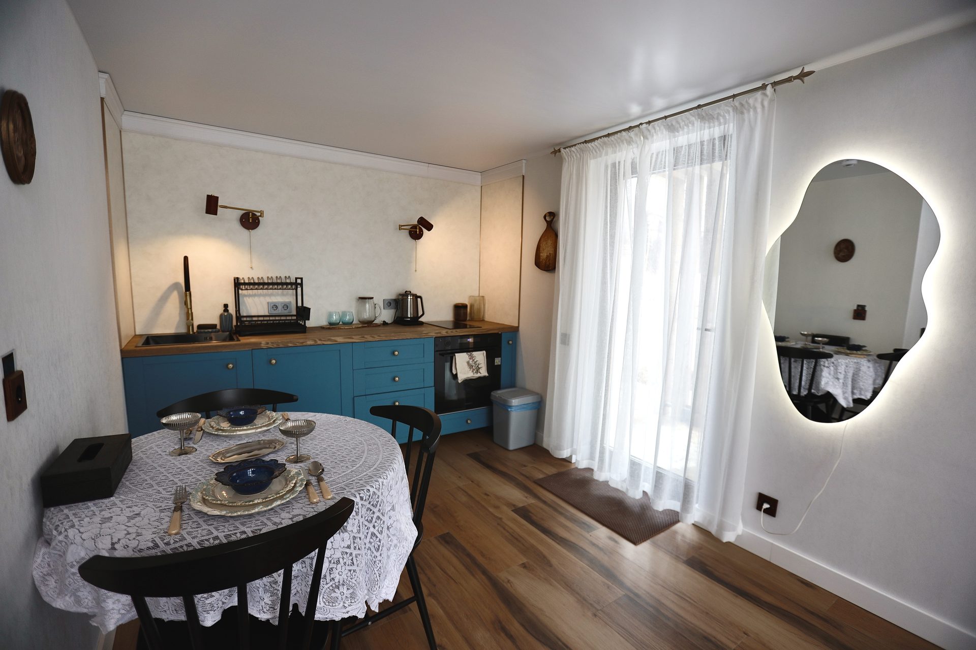 Кухня-столовая